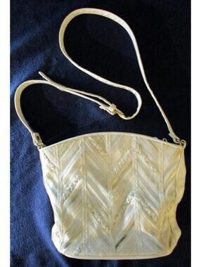 Lino Off White Woven Accent Shoulder Bag